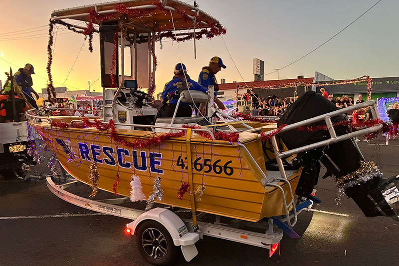 MRQ Bundaberg in local Christmas parade