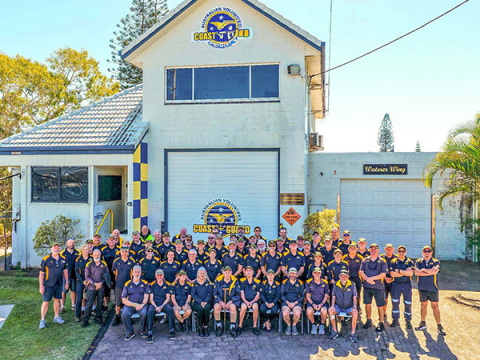 Coast Guard Caloundra volunteers
